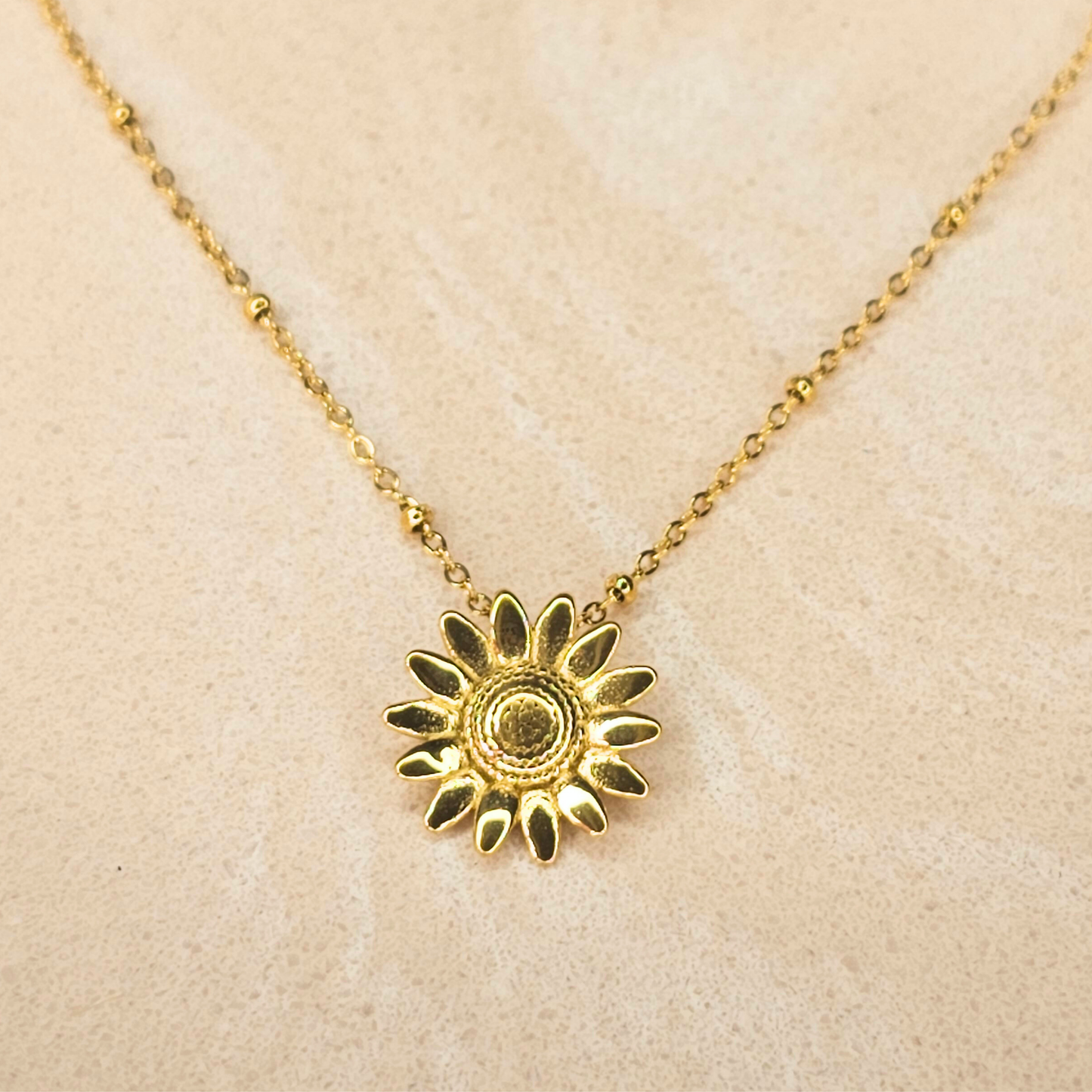 Sunny Necklace