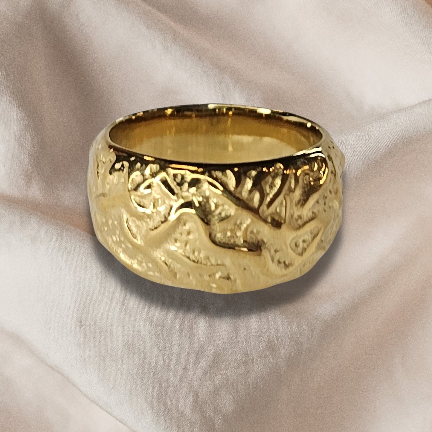 abstract gold ring in australia