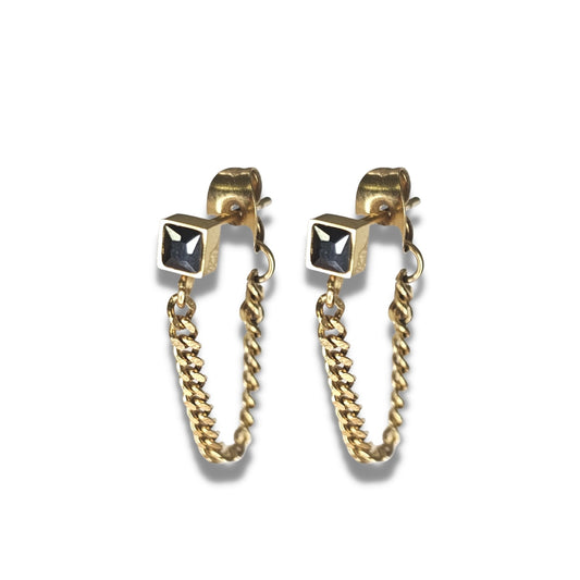 Black Kpop Earrings wit Gold Chain
